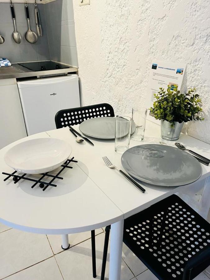Studio En Duplex La Roquebrussanne Bagian luar foto